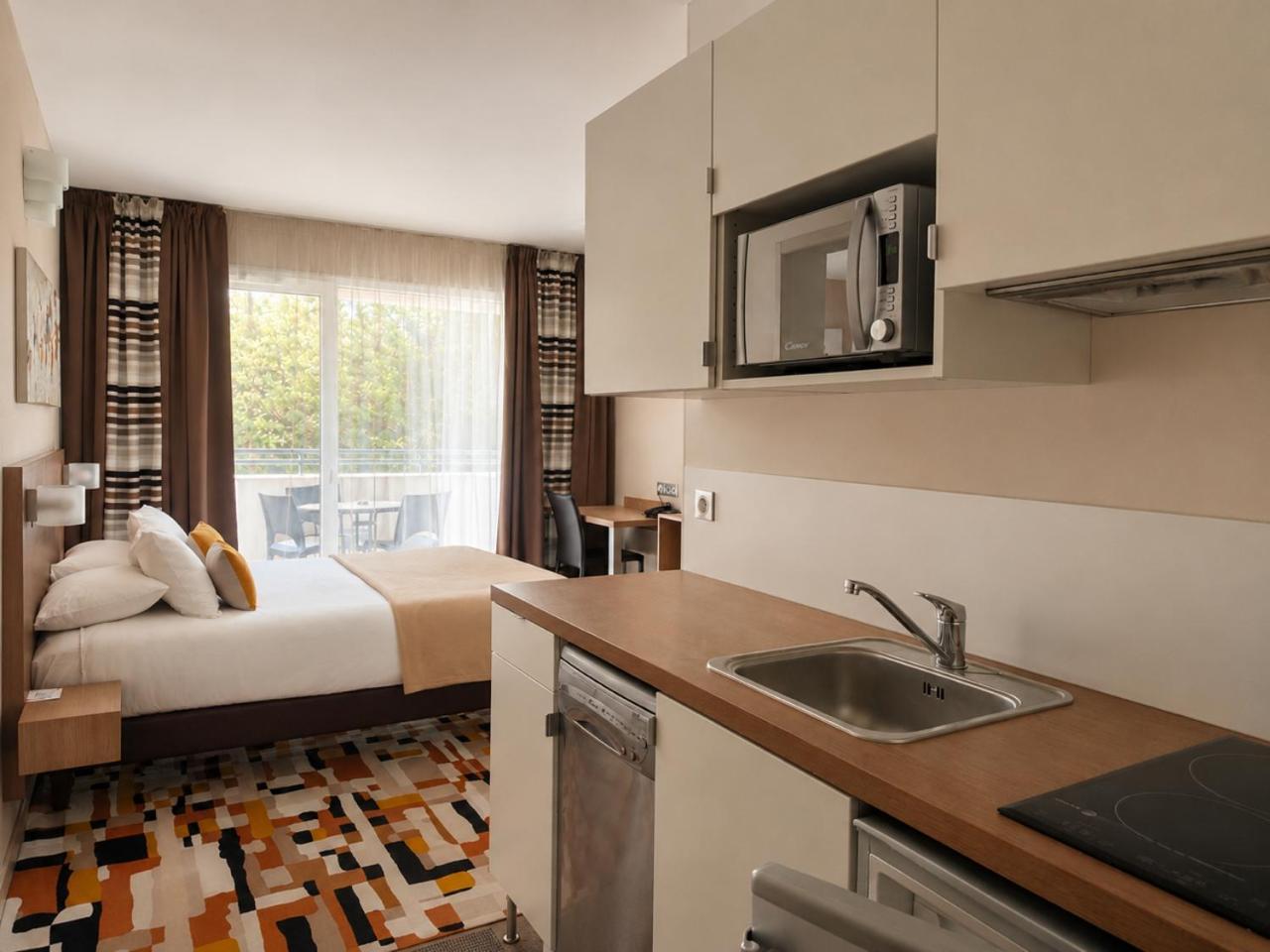 Family Two Bedroom Suite Terrace Kitchen
